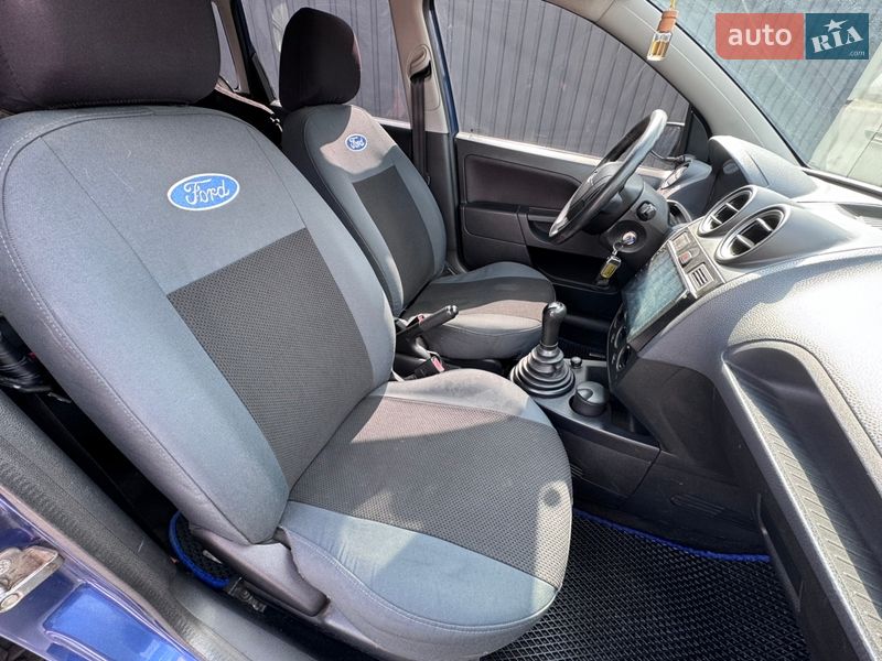Хэтчбек Ford Fiesta 2007 в Полтаве