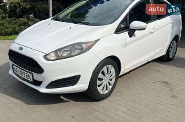 Седан Ford Fiesta 2016 в Павлограде
