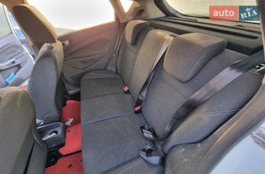 Хетчбек Ford Fiesta 2016 в Києві