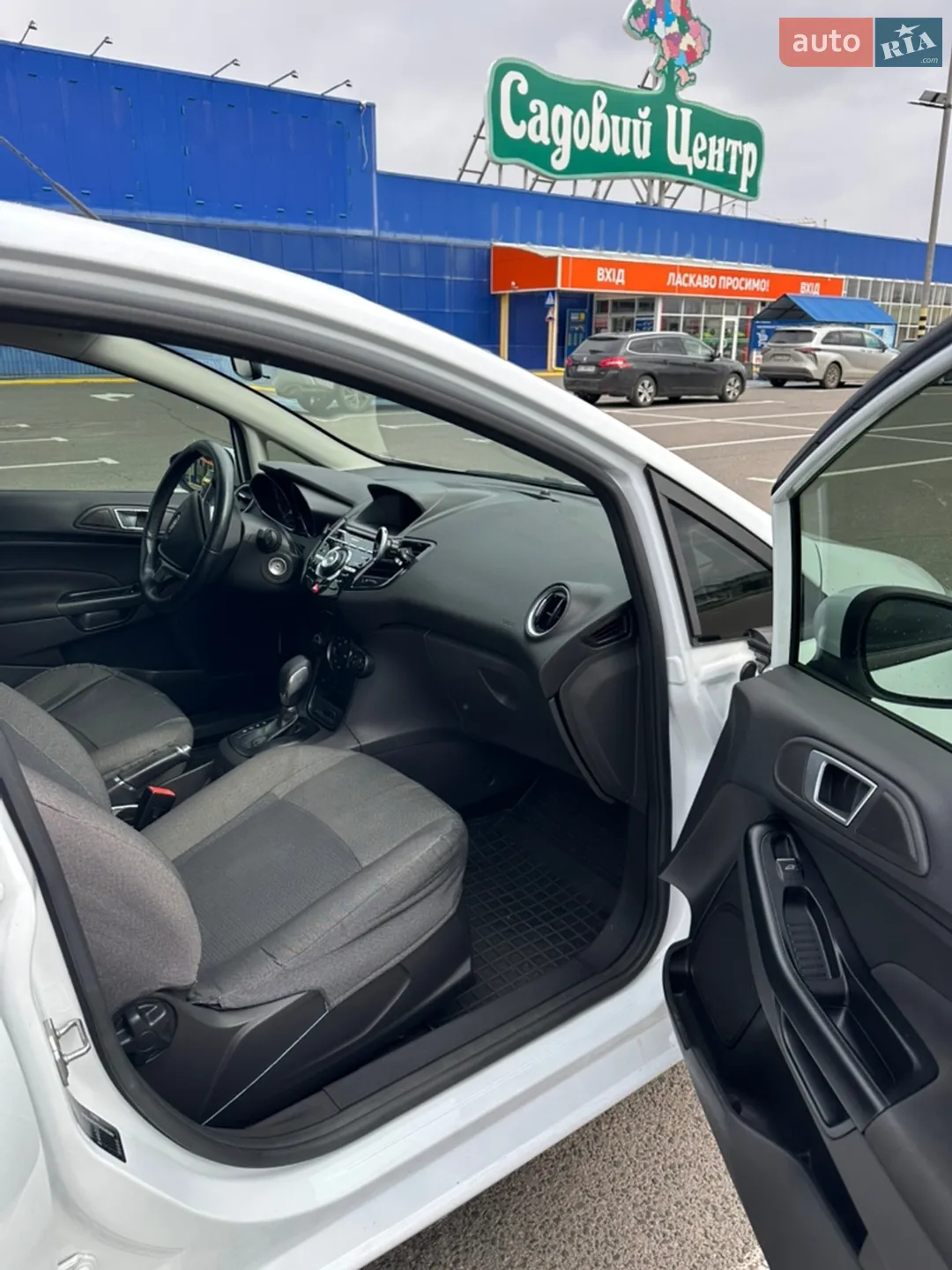2016 Ford Fiesta - мініатюра 6