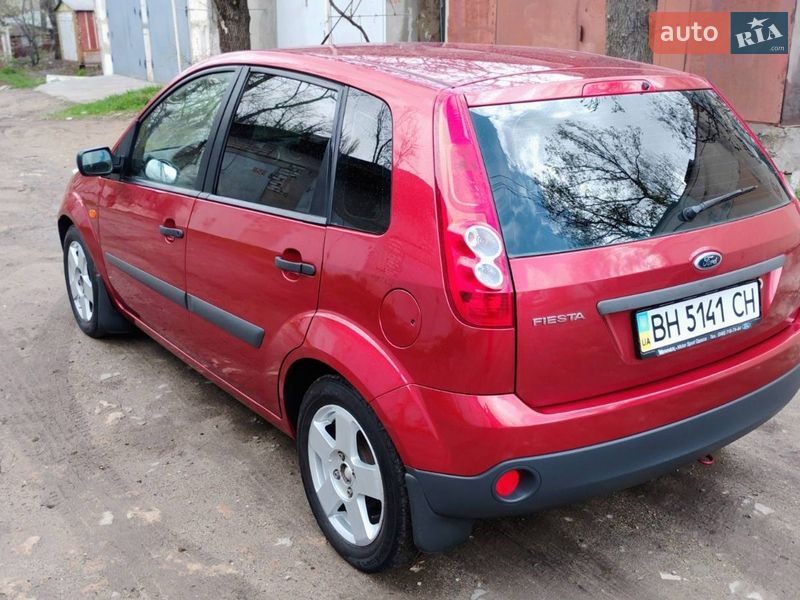 Хэтчбек Ford Fiesta 2008 в Одессе