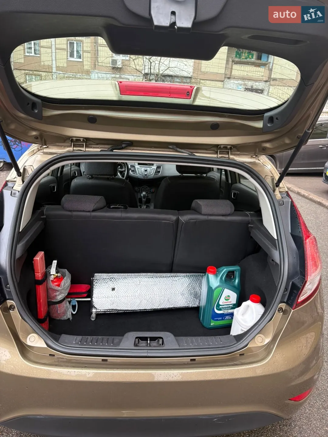 2013 Ford Fiesta - мініатюра 12