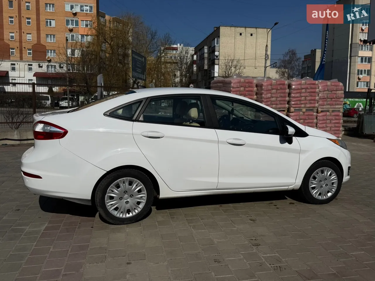 2016 Ford Fiesta - мініатюра 11