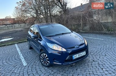Седан Ford Fiesta 2010 в Мукачевому