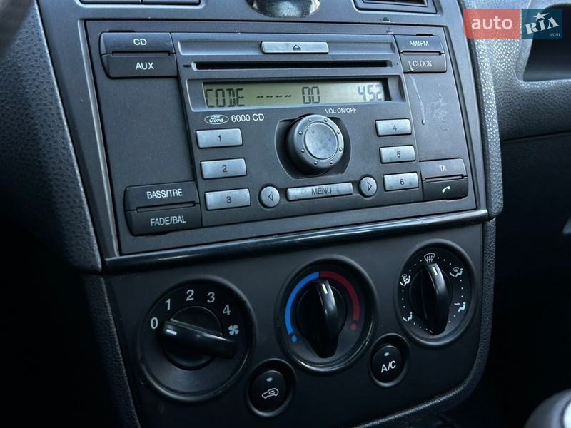 Хэтчбек Ford Fiesta 2007 в Николаеве