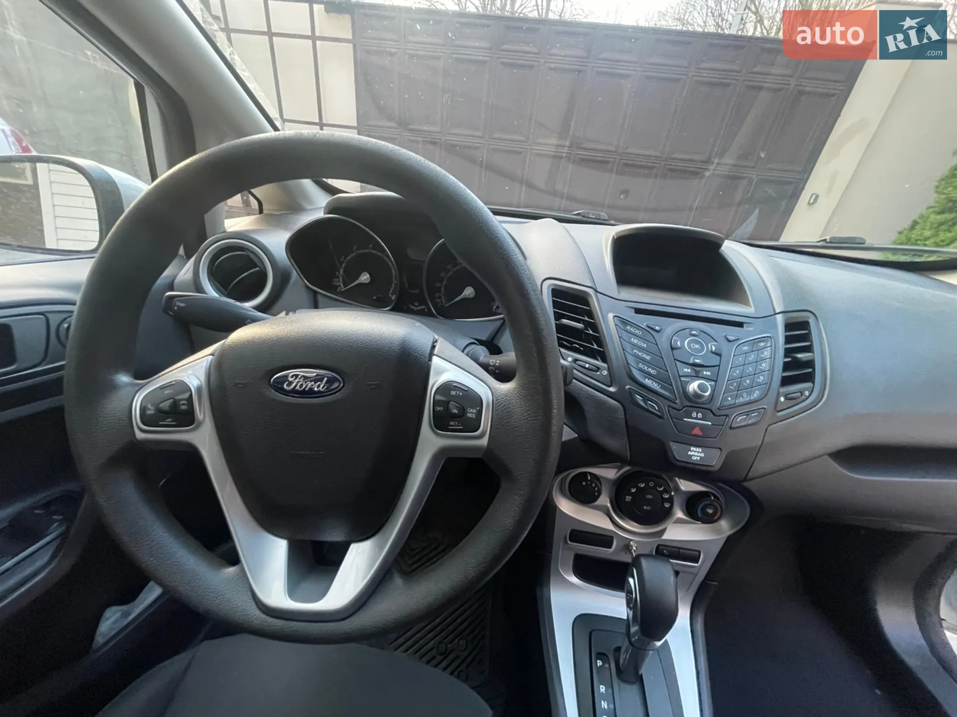 2017 Ford Fiesta - мініатюра 38