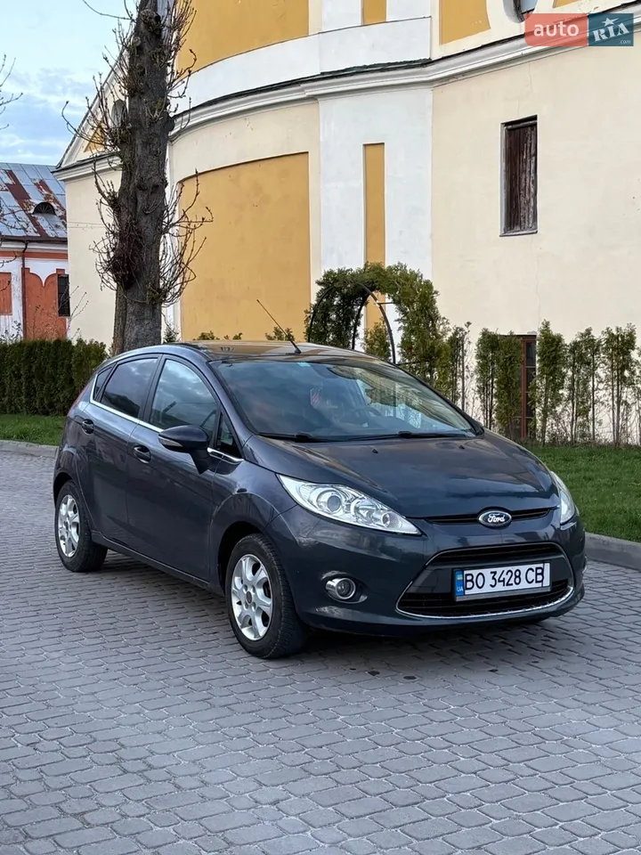 2010 Ford Fiesta - мініатюра 8