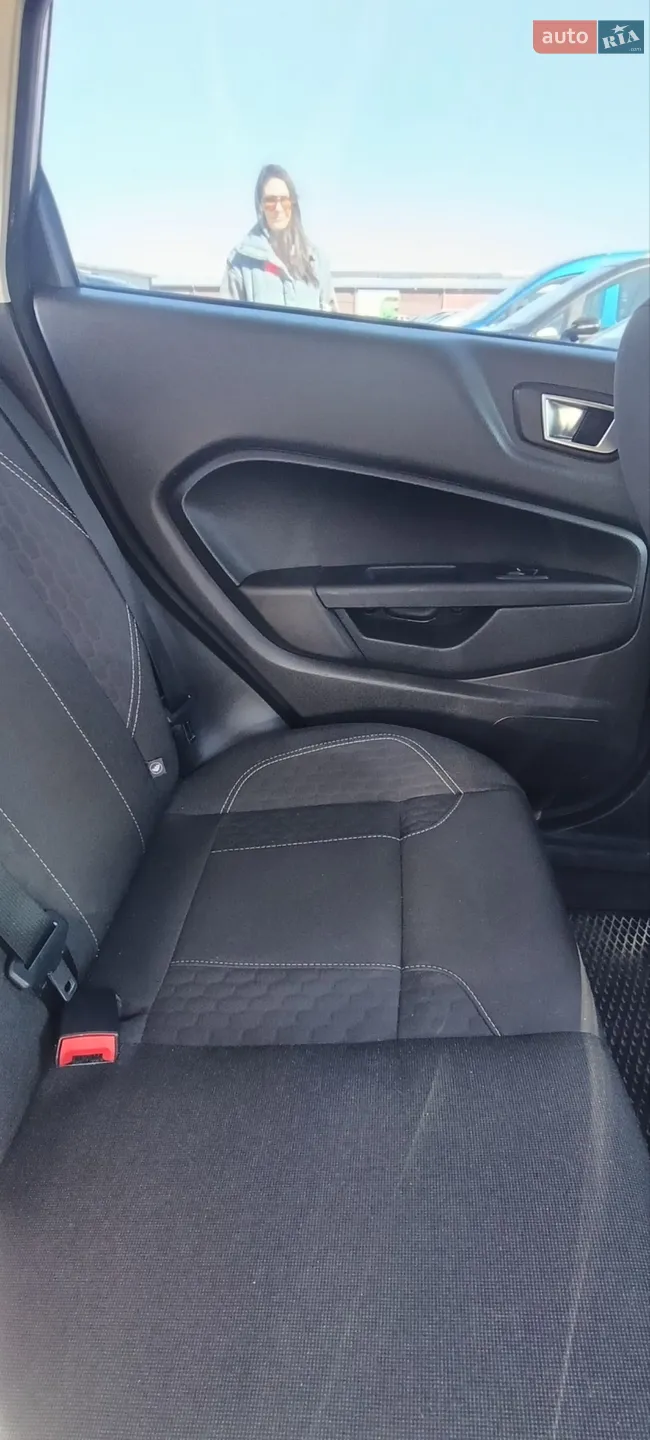 2016 Ford Fiesta - мініатюра 7