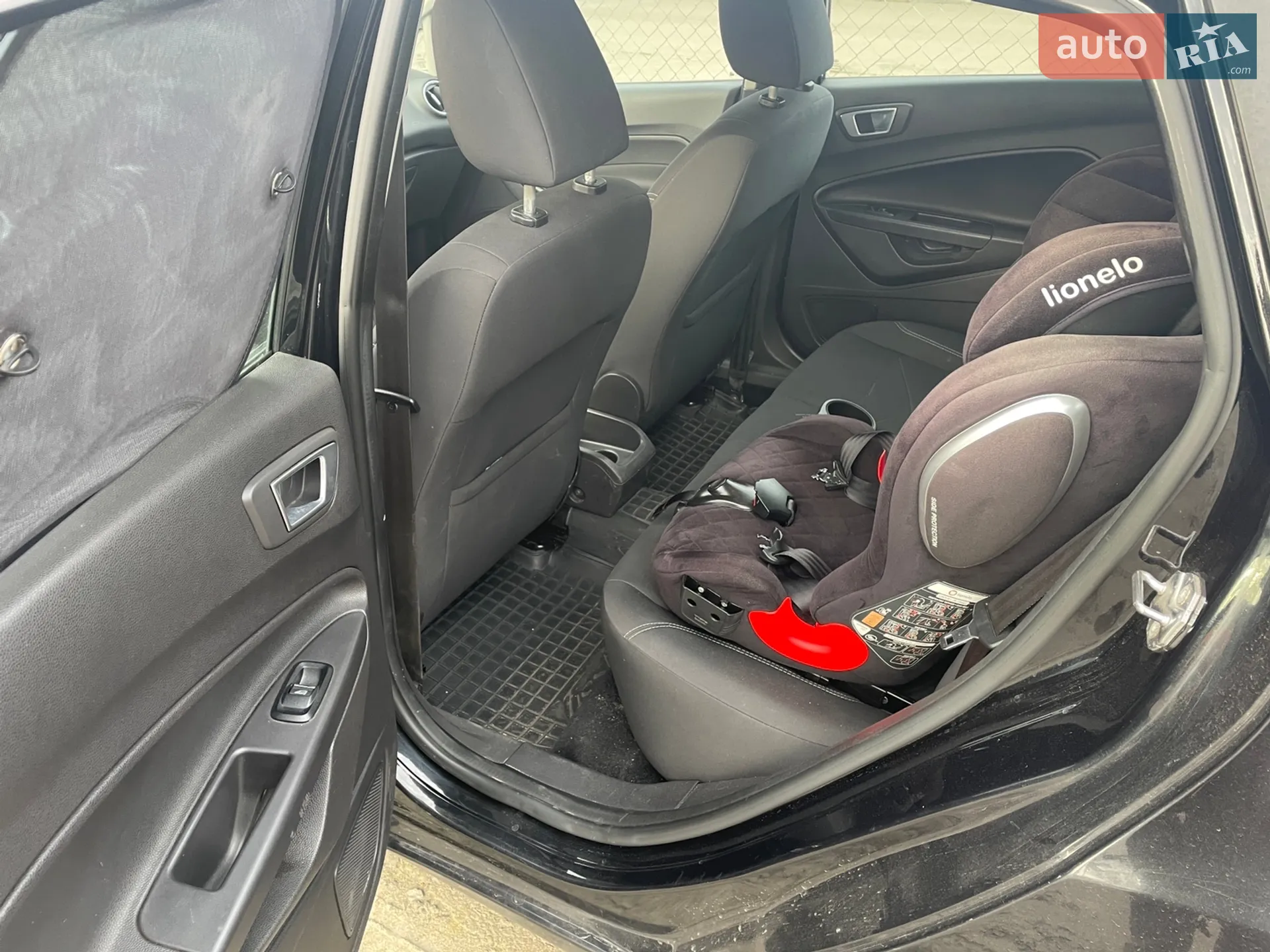 2013 Ford Fiesta - мініатюра 11