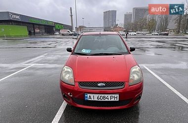Хэтчбек Ford Fiesta 2008 в Киеве