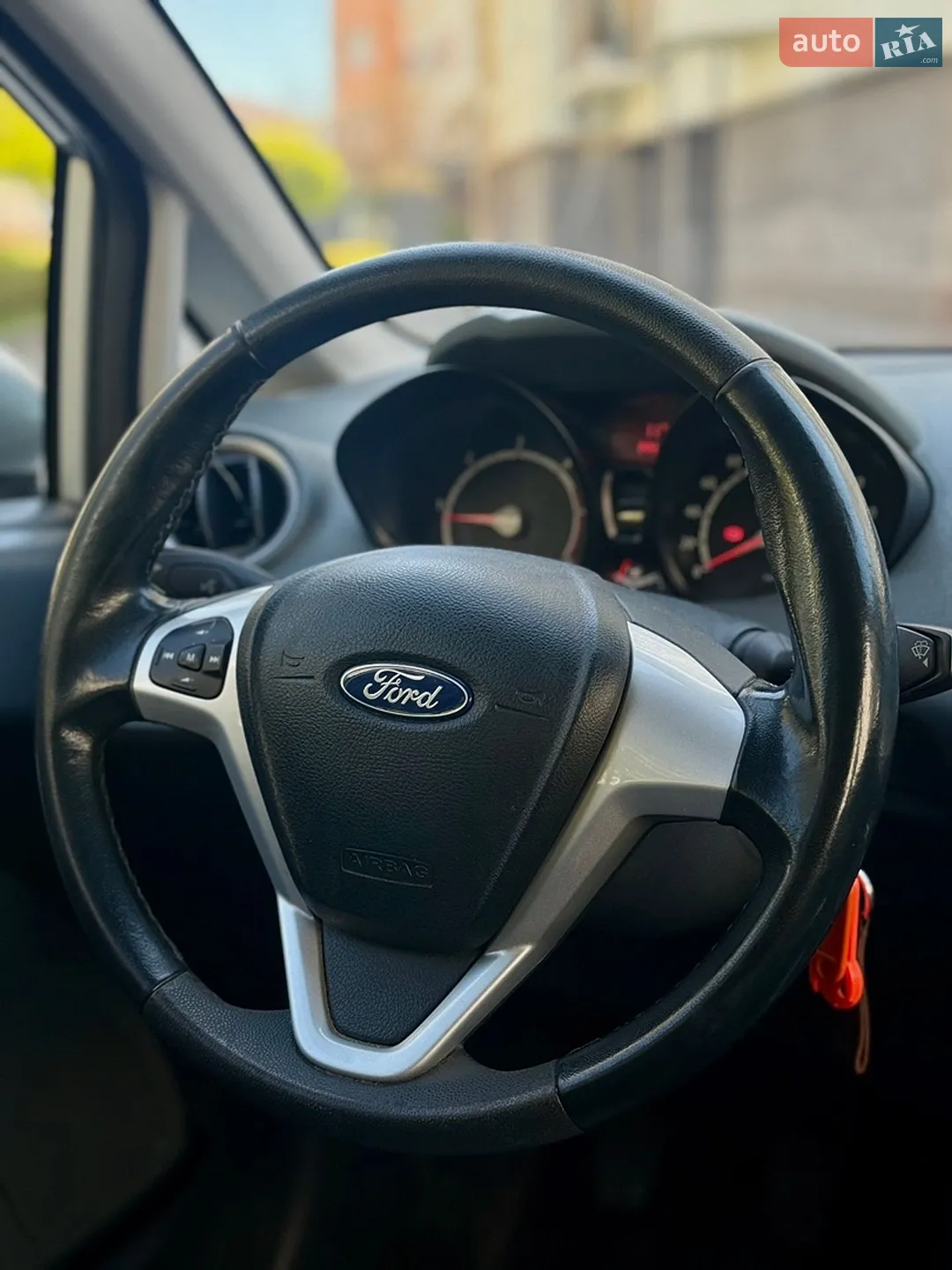 2010 Ford Fiesta - мініатюра 17