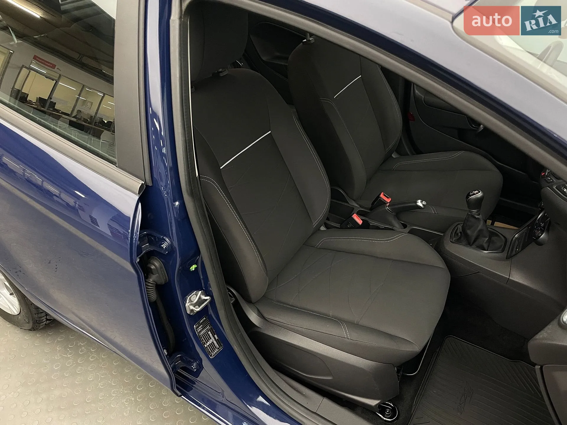2016 Ford Fiesta - мініатюра 8