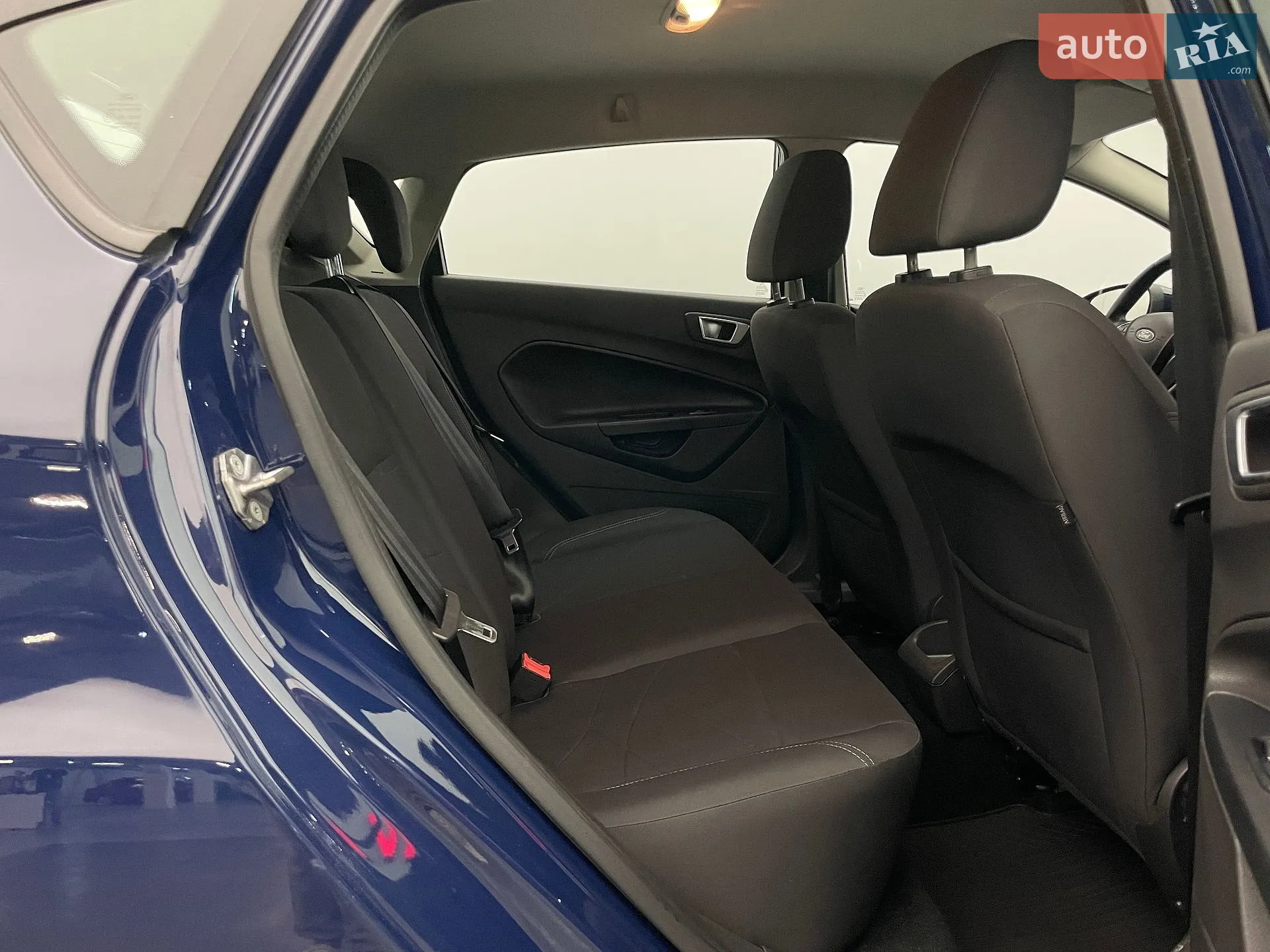 2016 Ford Fiesta - мініатюра 9