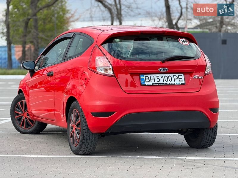 Хэтчбек Ford Fiesta 2013 в Одессе