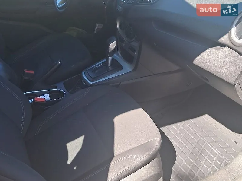 Ford Fiesta 2017 VIN 3FADP4BJXHM117058 фото оголошення 8 з 55