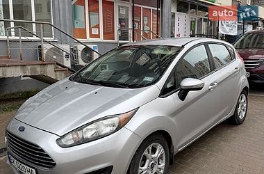 Хетчбек Ford Fiesta 2016 в Тернополі