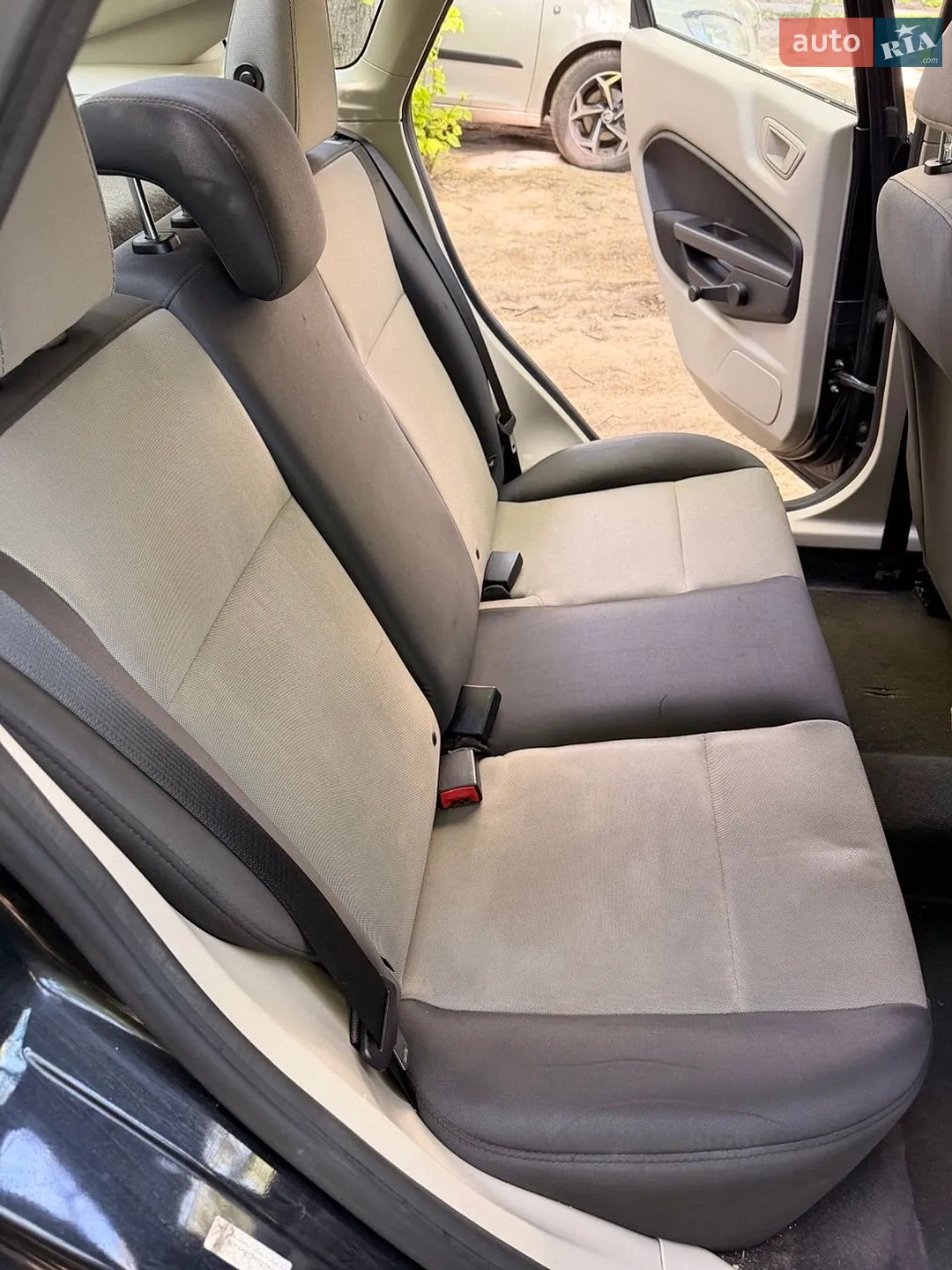 2013 Ford Fiesta - мініатюра 54