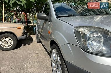 Хетчбек Ford Fiesta 2006 в Києві