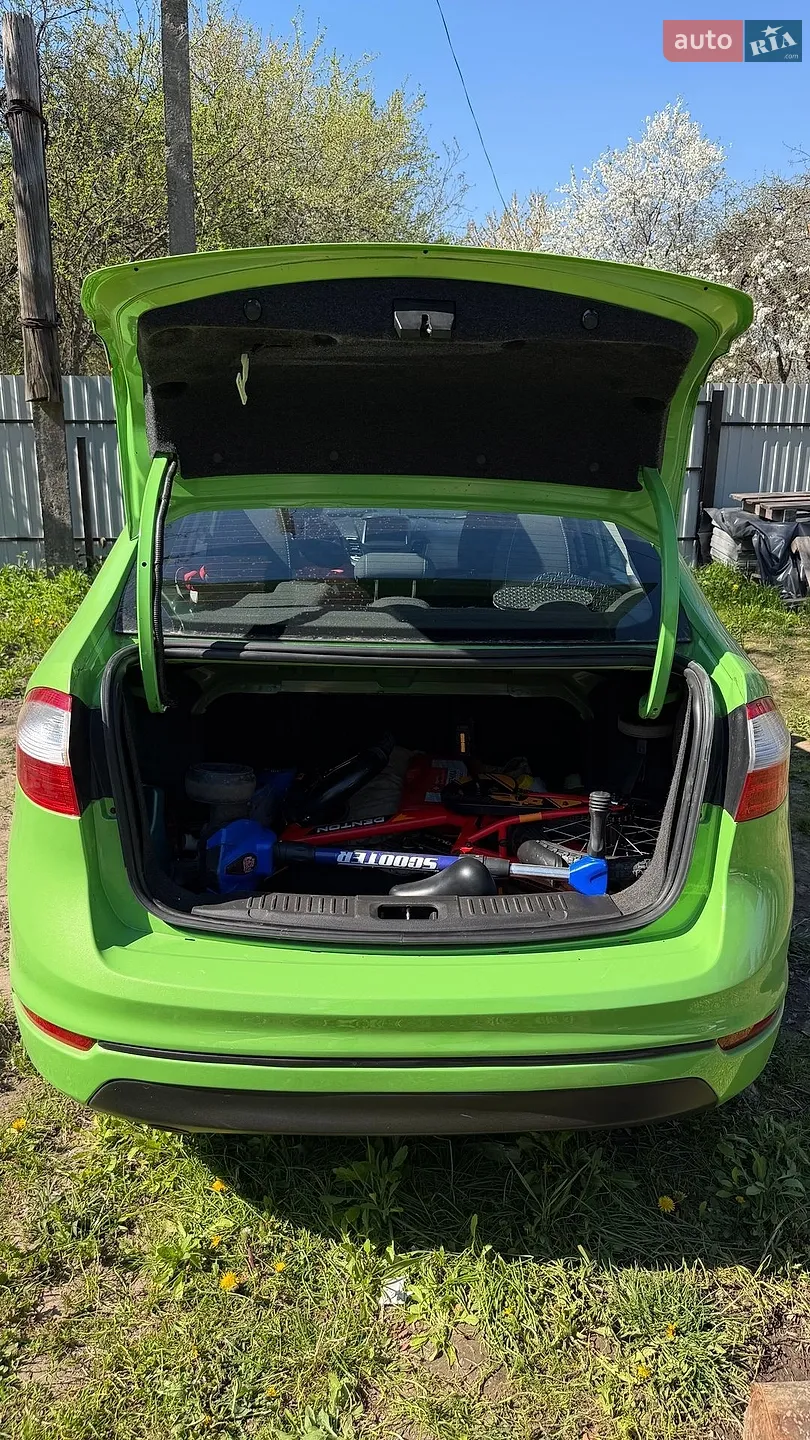 2014 Ford Fiesta - мініатюра 11