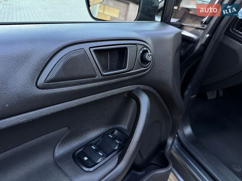 Седан Ford Fiesta 2019 в Одессе