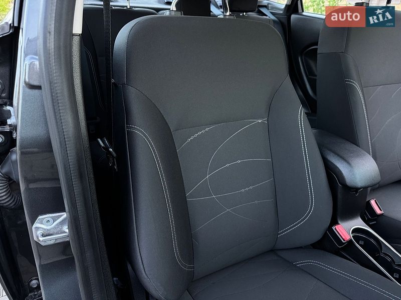 Седан Ford Fiesta 2019 в Одессе