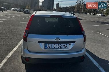 Хэтчбек Ford Fiesta 2007 в Киеве
