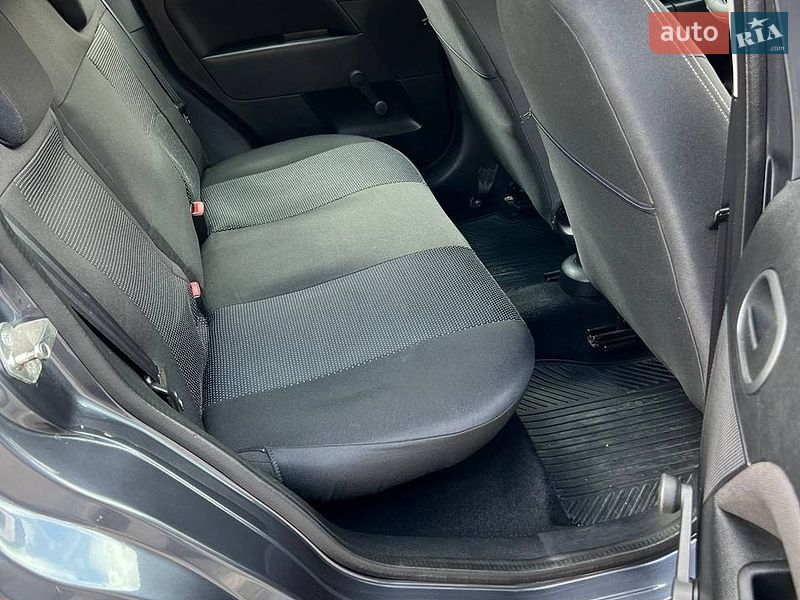 Хэтчбек Ford Fiesta 2007 в Киеве