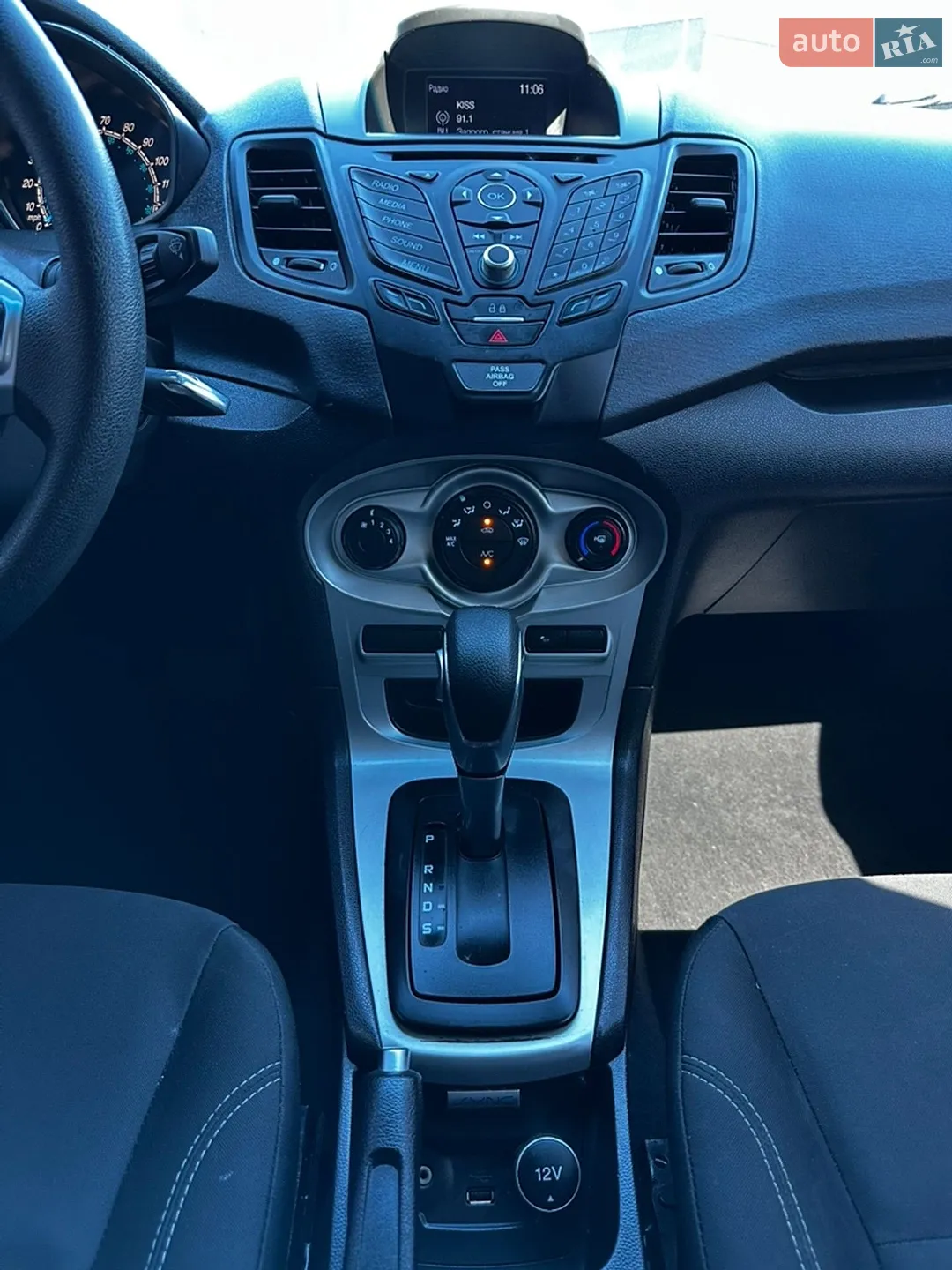 2018 Ford Fiesta - мініатюра 15