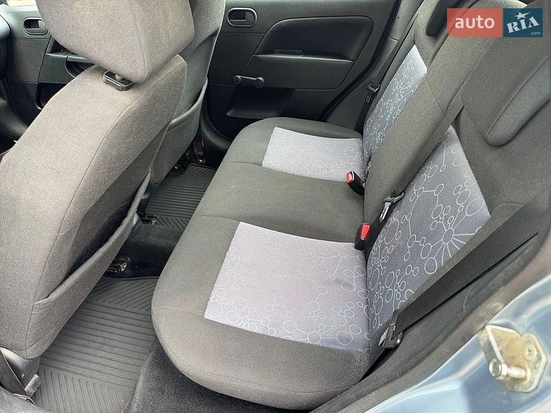 Хетчбек Ford Fiesta 2006 в Львові