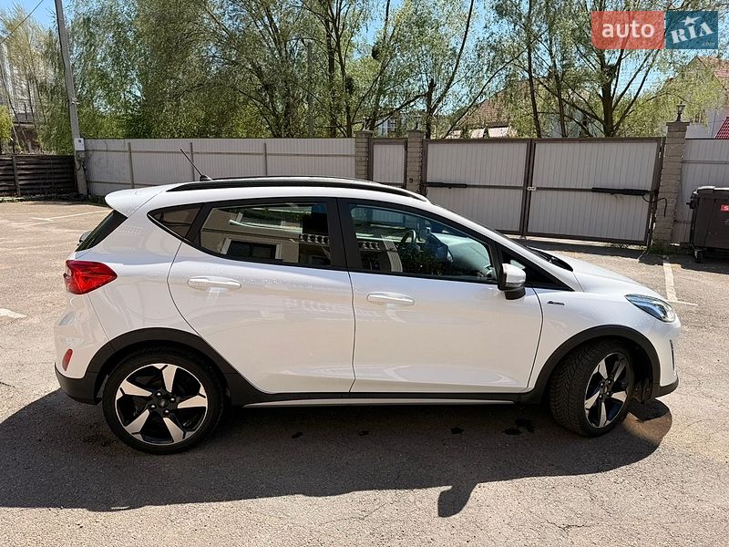 Хетчбек Ford Fiesta 2020 в Києві