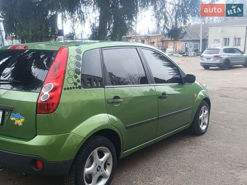 Хэтчбек Ford Fiesta 2007 в Прилуках