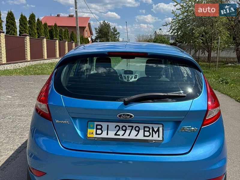 Хетчбек Ford Fiesta 2011 в Полтаві