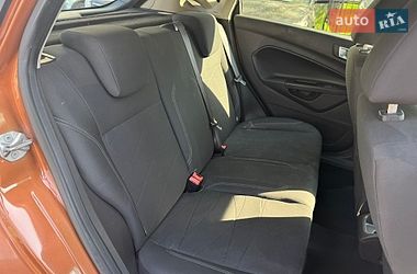 Хетчбек Ford Fiesta 2014 в Дніпрі