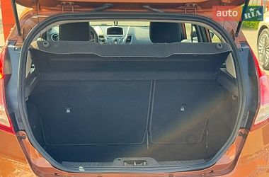 Хетчбек Ford Fiesta 2014 в Дніпрі