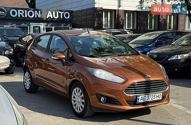 Хетчбек Ford Fiesta 2014 в Дніпрі