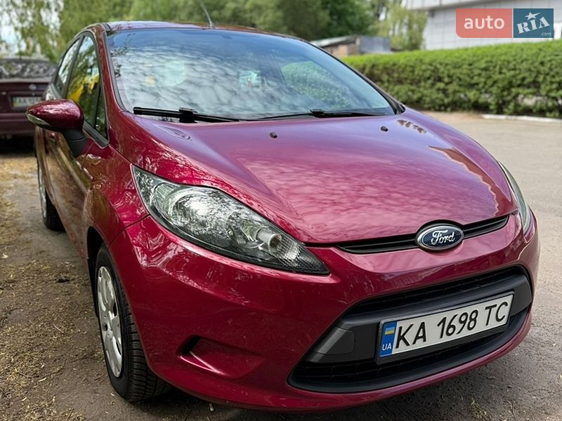 Хэтчбек Ford Fiesta 2011 в Киеве