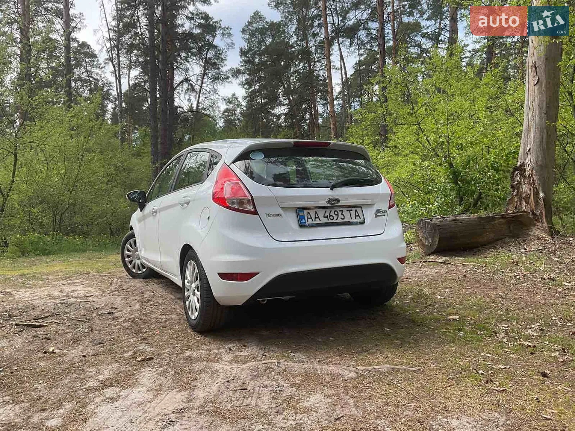 2017 Ford Fiesta - мініатюра 5