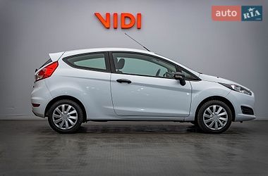 Хэтчбек Ford Fiesta 2014 в Киеве