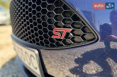 Хэтчбек Ford Fiesta 2015 в Киеве