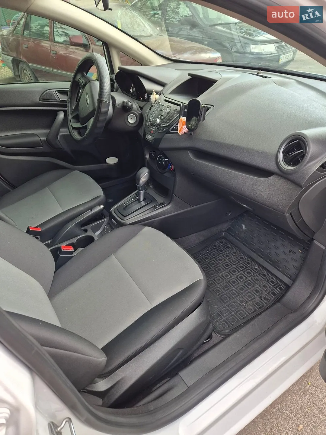 2019 Ford Fiesta - мініатюра 19