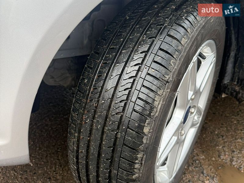 Седан Ford Fiesta 2018 в Львові