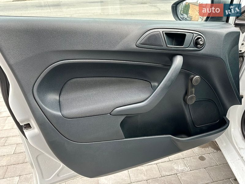 Хэтчбек Ford Fiesta 2011 в Виннице