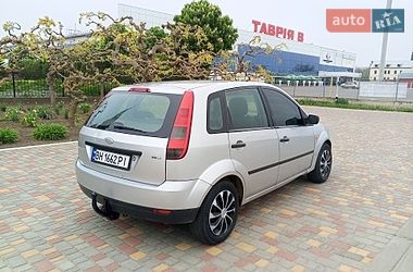 Хэтчбек Ford Fiesta 2002 в Белгороде-Днестровском