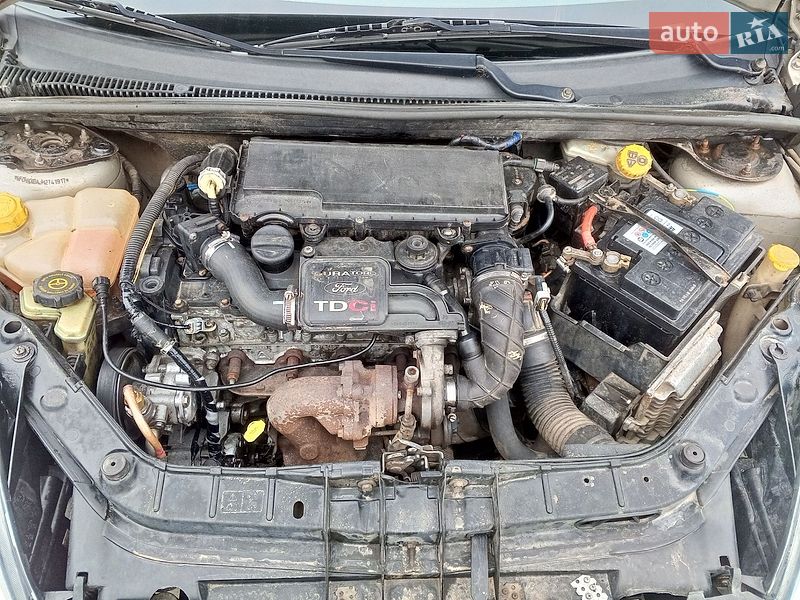Хэтчбек Ford Fiesta 2002 в Белгороде-Днестровском