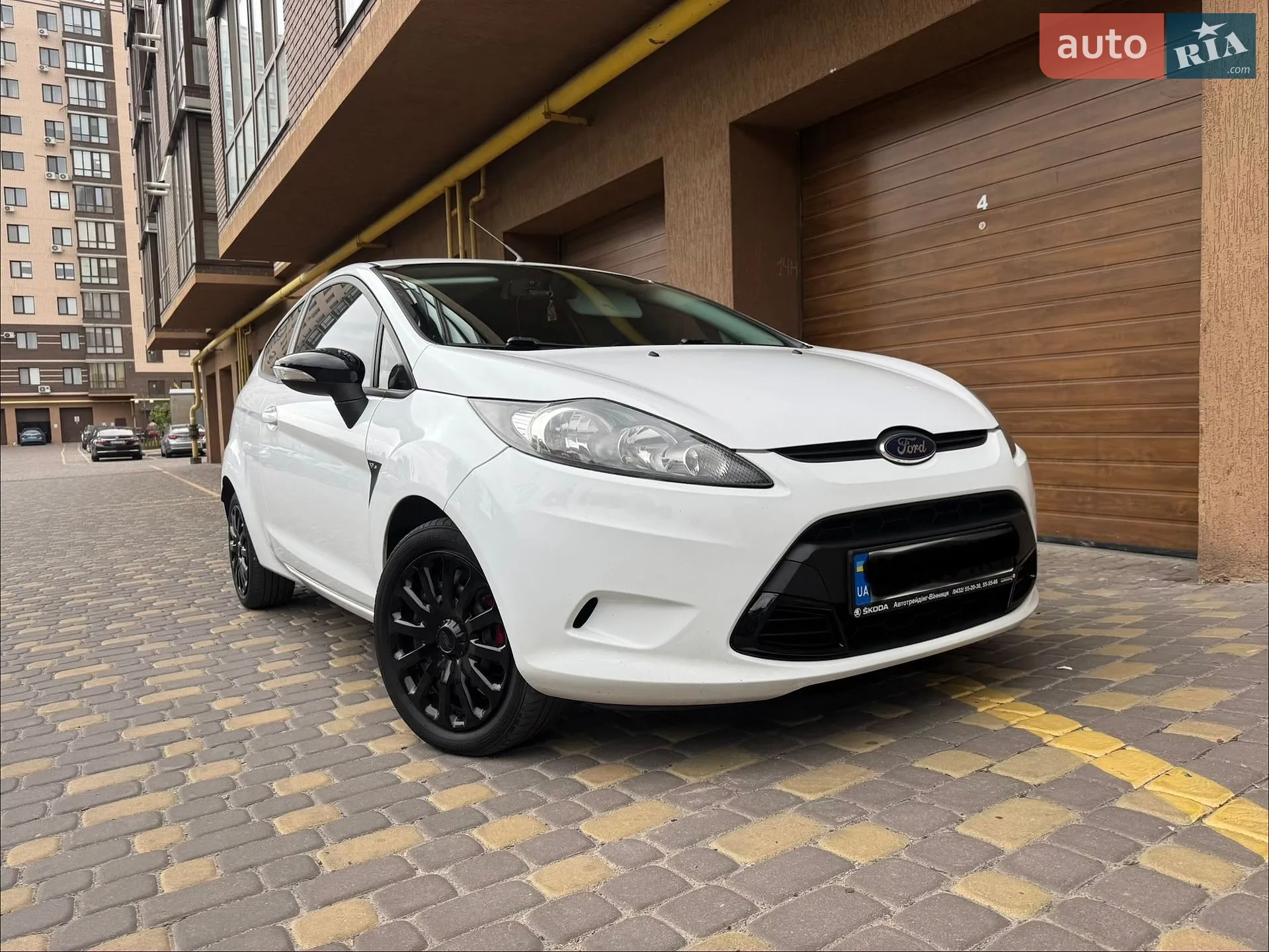 2010 Ford Fiesta - мініатюра 6
