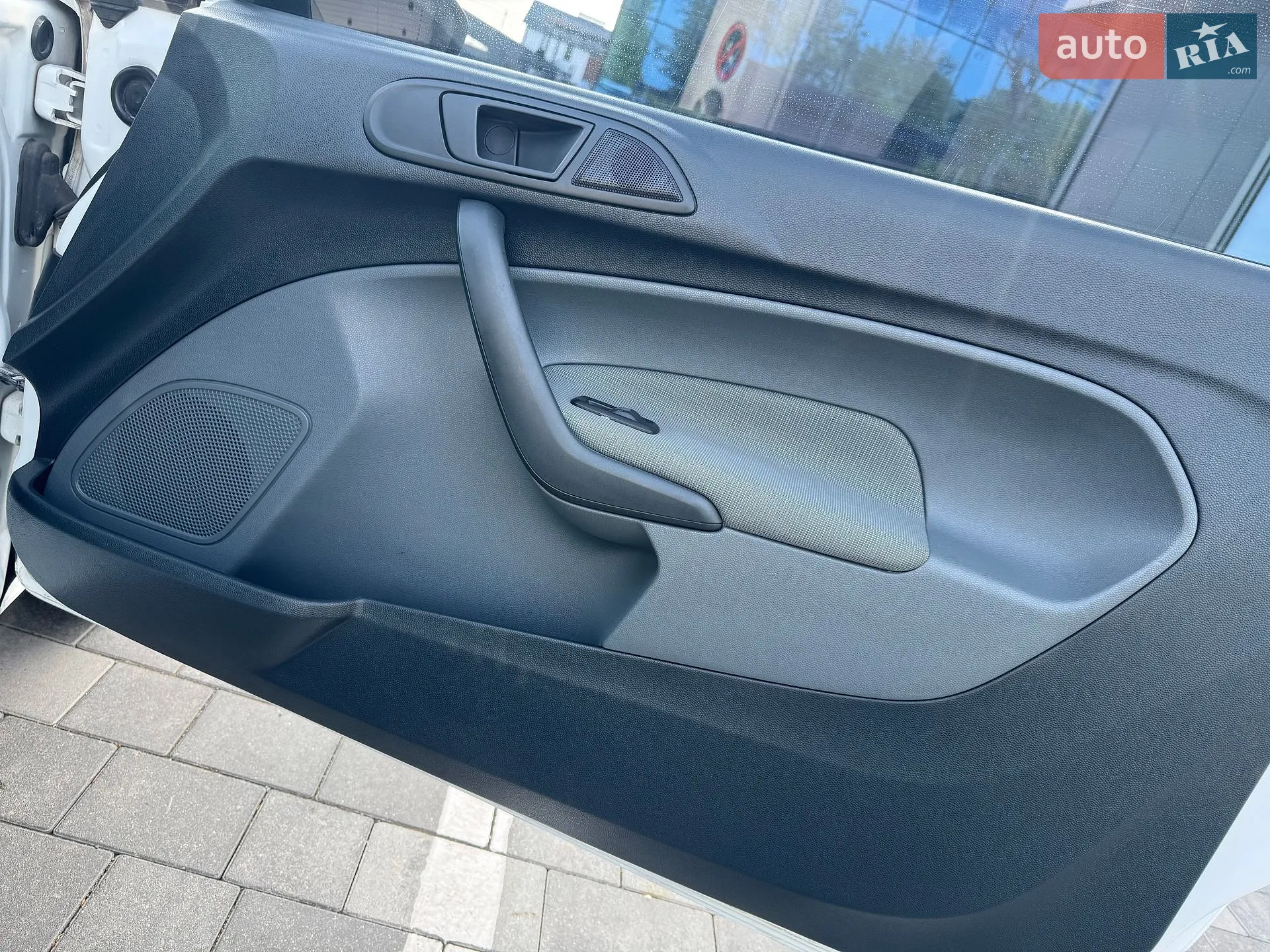 2010 Ford Fiesta - мініатюра 22