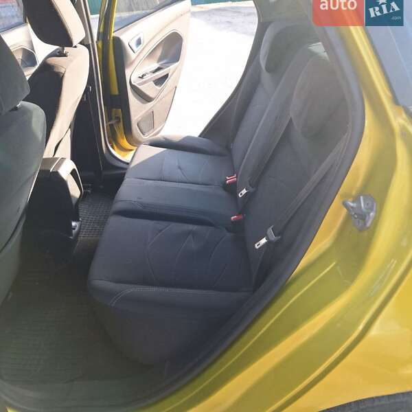 Хетчбек Ford Fiesta 2013 в Києві