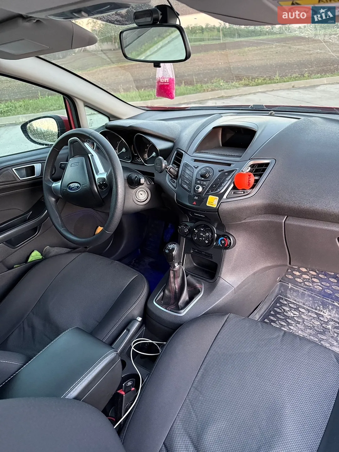 2014 Ford Fiesta - мініатюра 15