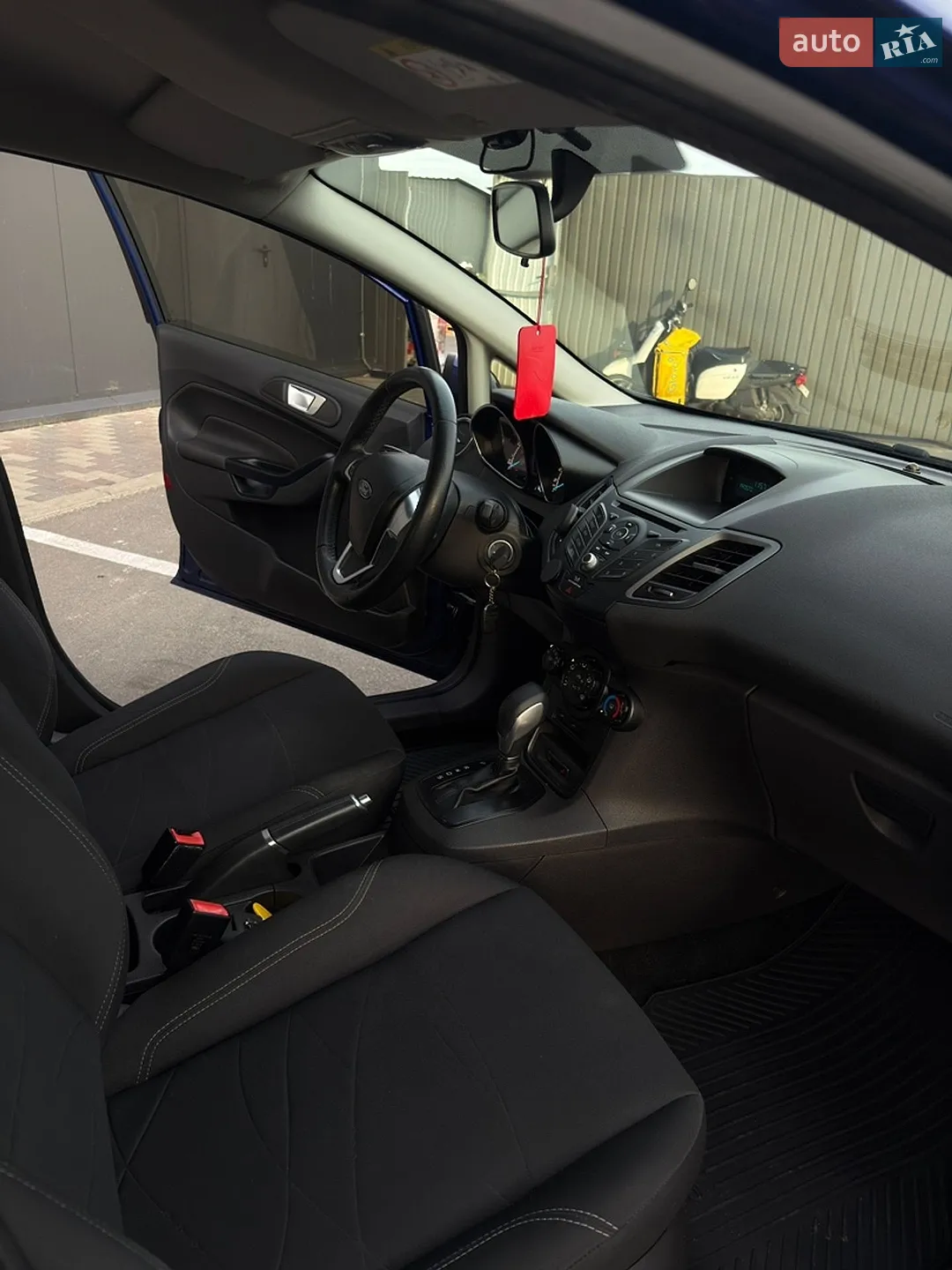 2016 Ford Fiesta - мініатюра 18