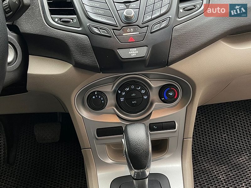 Седан Ford Fiesta 2018 в Запорожье